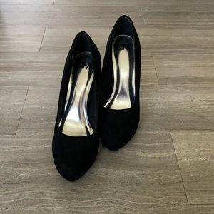 Black suede heels, barley worn